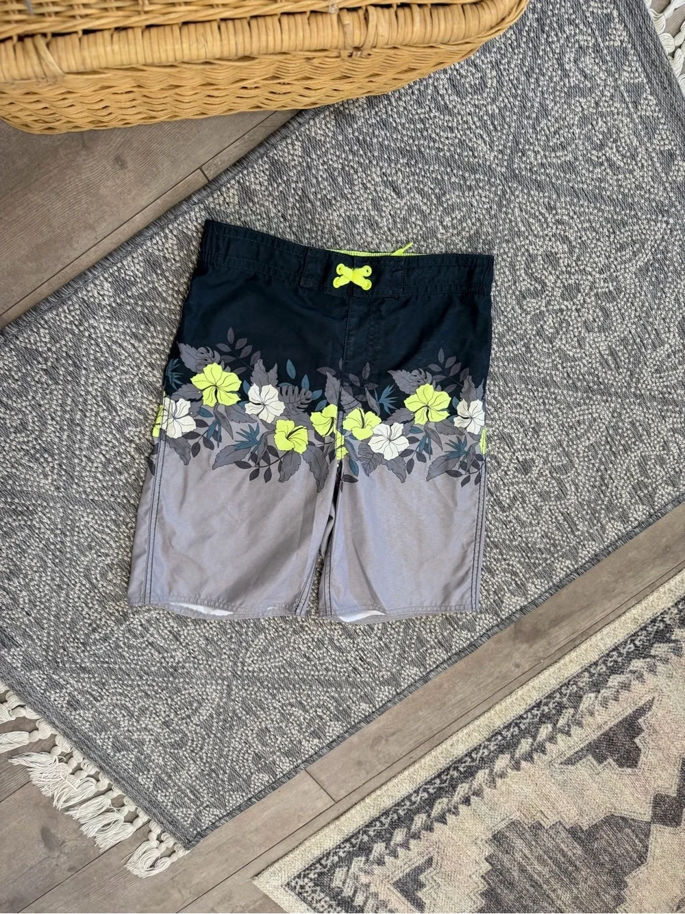 Old Navy Boys Tropical Printed Swim Board Shorts Size XL Boys Swim Trunks